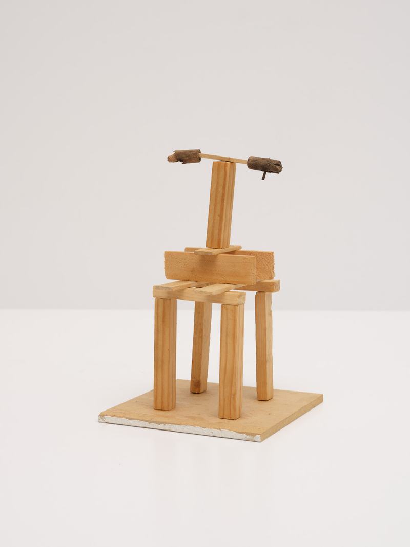 import:Artes Visuales/8-9-10 Precarious objects (of any era)/64. Edificio de Sombras 02.jpg